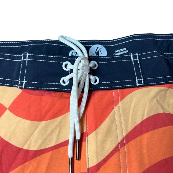 Toes On The Nose Mission Wave Board Wave Shorts - Picture 4 of 10